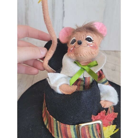 Annalee Thanksgiving Harvest Pilgrim hat centerpiece - Picture 8 of 8